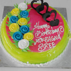 Strawberry cake -2kg  to Kakinada