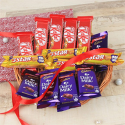 Deluxe Chocolate Combo to Kakinada
