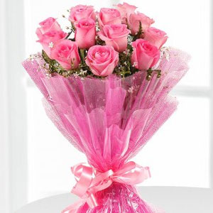 15 Pink roses  to Kakinada