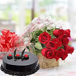 Red Roses With Truffle Cake