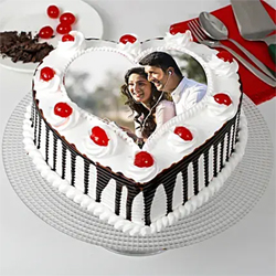 1kg Black Forest Photo Cake  to Rajahmundry