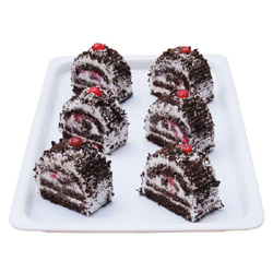 Blackforest Pastries - 6 Pcs to Kakinada