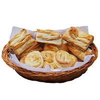 Veg And Egg Puffs - 8 Pcs to Vizag