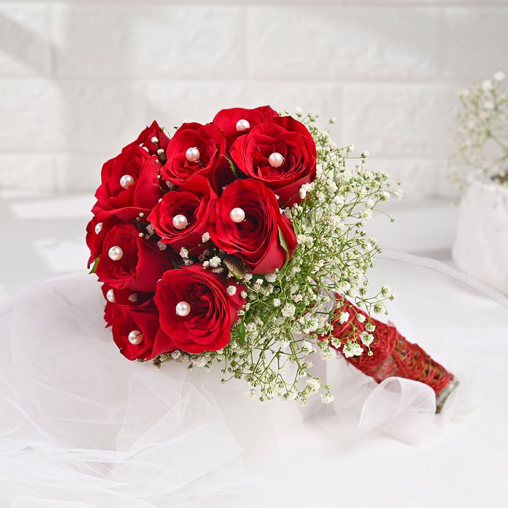 luxurious bridal bouquet 