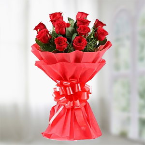 Valentine Special Beautiful Red Couple Fort Dome Showpiece Gift for Birthday,  Anniversary at best price in New Delhi