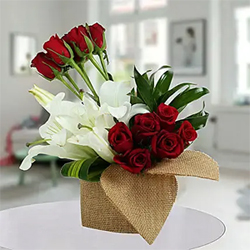 Delightful Flowers basket to Kakinada