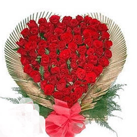 50ROSES IN A HEART SHAPE 