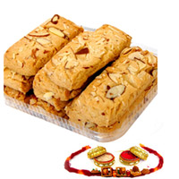 Rakhi with cookies