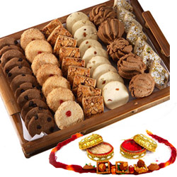 Rakhi with cookies