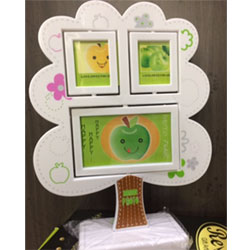 Tree photo frame 