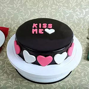 Kiss Me Valentine Cake 1kg  to Kakinada