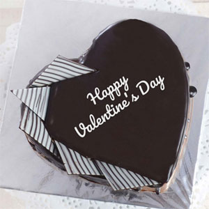 Heart Shaped Chocolate Cake to Kakinada