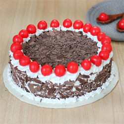 1 kg Black forest cake  to Vizag